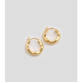 Syster P Bolded Wavy Blank Örhängen Guld