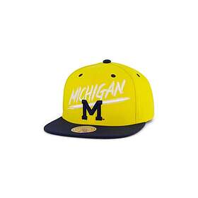 Mitchell & Ness Wolwerines Transcript Snapback