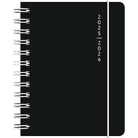 Kalender 25/26 A6 Black 18 mån Almanacksförlaget