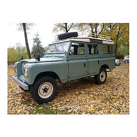 Revell 7047 Land Rover Series III