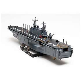 Revell 5170 1:720 Assault Ship USS Tarawa LHA-1