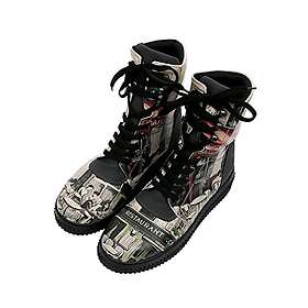 DOGO Future Fashion (Dam)