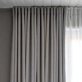 Hasta Home Svala Gardiner Ekstra Bred Lysegrå