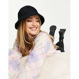 Accessorize Fluffy Bucket
