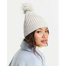 French Connection Ribbstickad mössa med tofs
