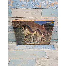 Chad Valley Cottages 2000 Pieces