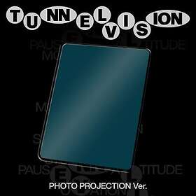 ITZY Tunnel Vision Photo Projection Version incl. Photocard Photo Projection Keyring CD