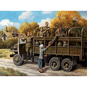 ICM 1/35 Soviet Motorized Infantry (1943-1945)