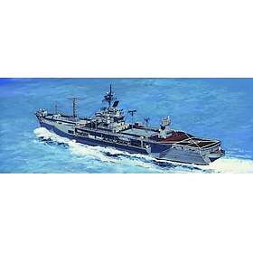 Trumpeter 1/700 USS Mount Whitney LCC-20 1997