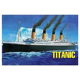 Hobbyboss 1/550 R.M.S Titanic