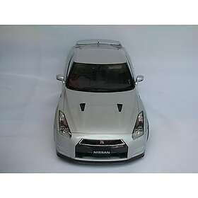 IXOS 1/8 IXO Nissan GT-R