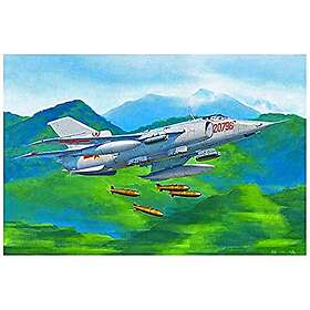 Trumpeter 1/72 Nanchang Q-5