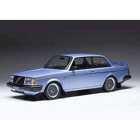 IXOS 1/18 Volvo 240 Turbo Custom
