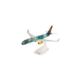 Herpa 1/200 Icelandair Boeing 757-200 TF-FIU