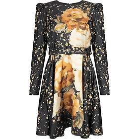 by Ti Mo Skräddarsydd Klänning med Satinbälte Klänning