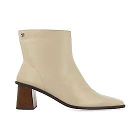 Gioseppo Consthum (Dam)