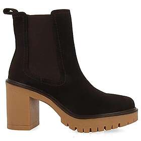 Gioseppo Ardning (Femme)