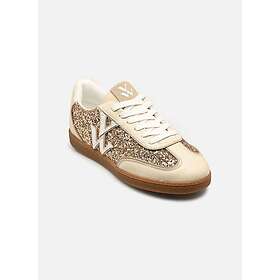 Vanessa Suzanne (Femme)