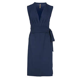 Conquista Sleeveless Empire Line Dress