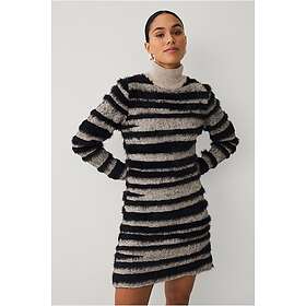 Vila Vialda Langermet Høyhalset Strikket Kjole