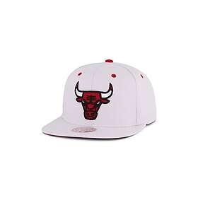 Mitchell & Ness Bulls White Team Color Keps
