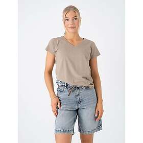 B. Young Pamila V T-shirt (Naisten)