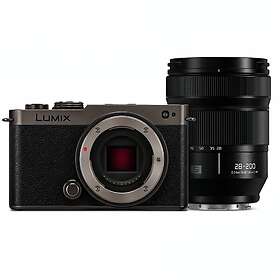 Panasonic Lumix S9 Corps noir titane avec Lumix S 28-200mm F/4-7.1 MACRO