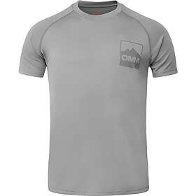 OMM Bearing Tee Kortermet T-skjorte Grå Square Chest Logo (Herre)