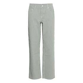 B. Young 3 Rak Jeans (Dam)