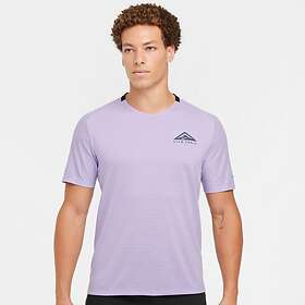 Nike Dri-Fit Solar Chase Kortärmad T-shirt (Herr)