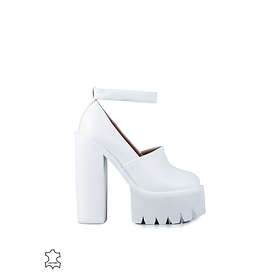 Jeffrey Campbell Scully