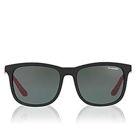 Arnette Chenga