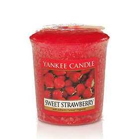 Yankee Candle Votives Sweet Strawberry