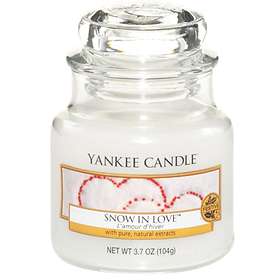 Yankee Candle Small Jar Snow In Love