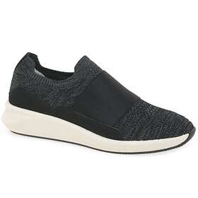 Clarks Un Rio Knit (Women's)