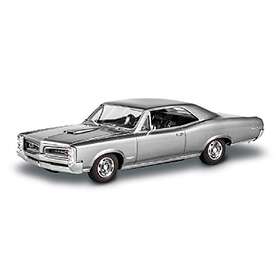 Revell 1966 Pontiac GTO