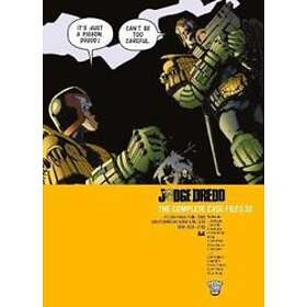 John Wagner, Simon Fraser, Arthur Ranson: Judge Dredd: The Complete Case Files 32