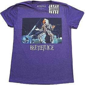 Beetlejuice: Unisex T-Shirt/Sitting on a Tombstone