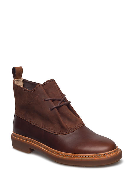 clarks trace fawn