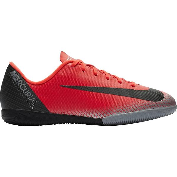 Best pris på Nike MercurialX Vapor 12 Academy CR7 IC (Jr Best pris på Nike MercurialX Vapor 12 Academy CR7 IC (Jr