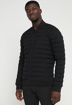Best pris på J.Lindeberg Ease Bomber Jacket (Herre) Jakker Bomberjakker – Kjøp nyeste J.Lindebergs jakker til herre